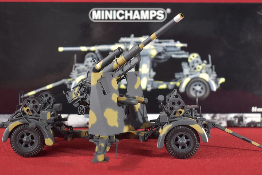 MINICHAMPS 1:35 DIE CAST WWII GERMAN 88MM FLAK GUN-SOLD