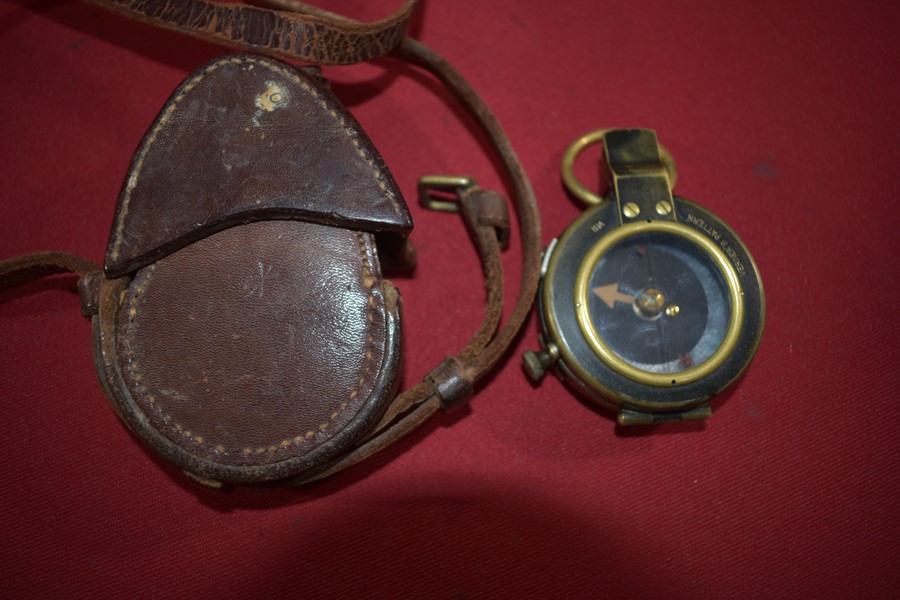 WW1 BRITISH/AUSTRALIAN COMPASS AND LEATHER CASE-SOLD