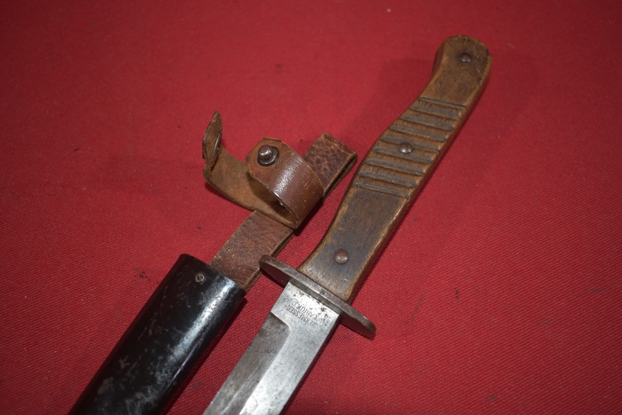 WW1 GERMAN TRENCH/FIGHTING KNIFE. c-SOLD
