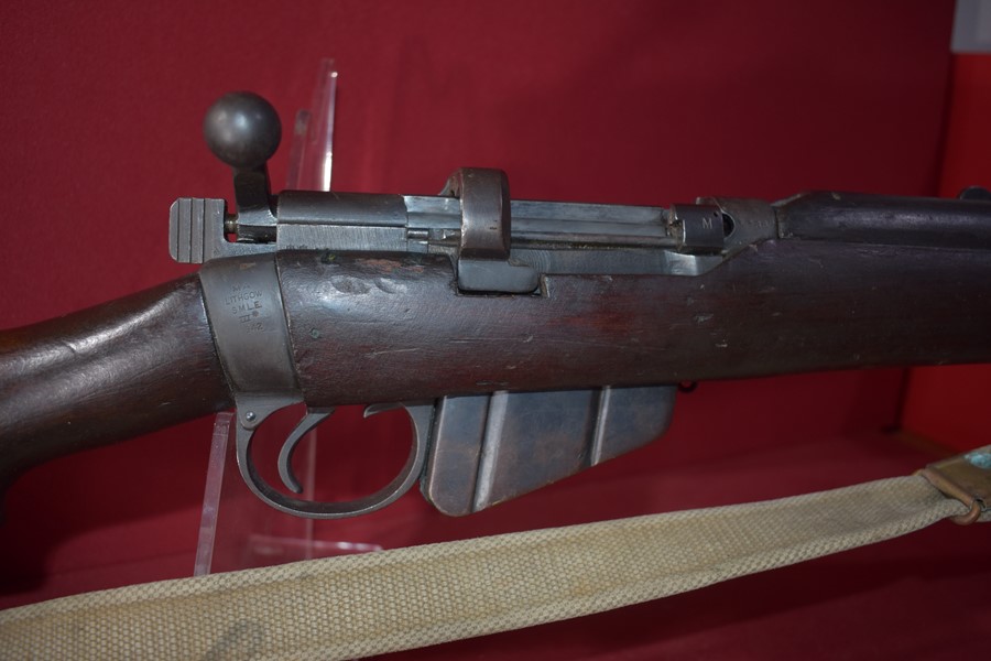 AUSTRALIAN DE-ACTIVATED WW2 .303 LEE ENFIELD RIFLE BY LITHGOW.-SOLD
