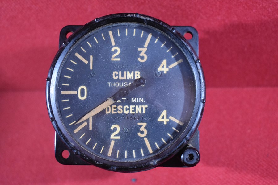 WW2 RAF CLIMB/DESCEND COCKPIT GAUGE.-SOLD