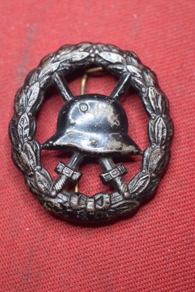 WW1 IMPERIAL GERMAN BLACK WOUND BADGE CUT-OUT VERSION.