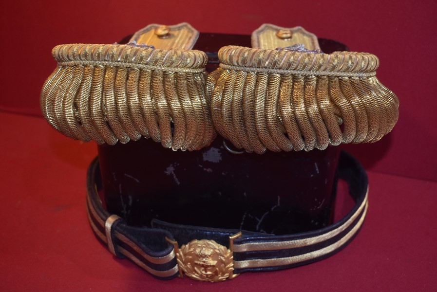 WW1/2 ROYAL NAVY OFFICERS EPAULETTES AND DRESS BELT IN ORIGINAL LACQUER TIN-SOLD