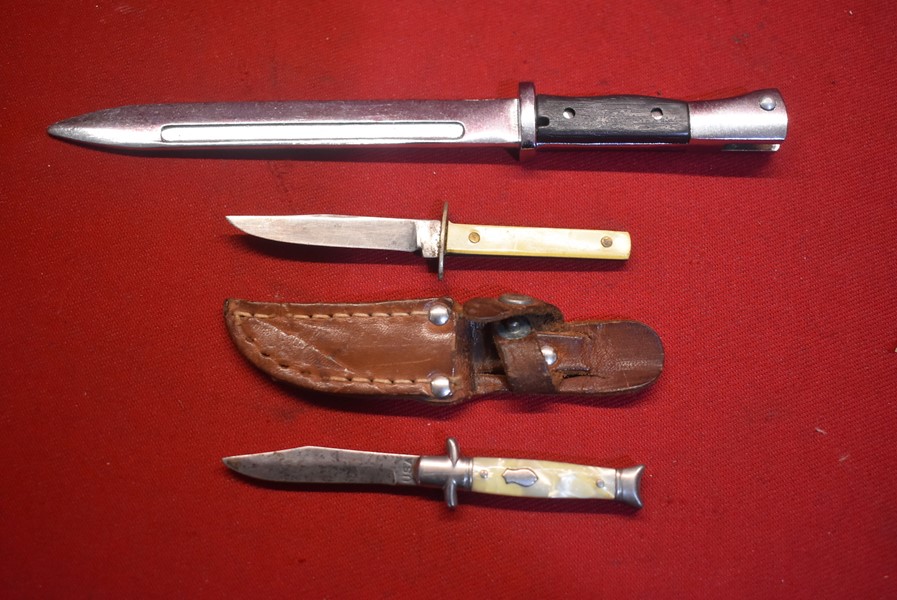 MINIATURE KNIVES AND BAYONET