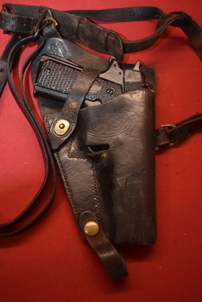 WW2 US .45 CAL PARATROOPERS OR TANKERS SHOULDER HOLSTER-SOLD