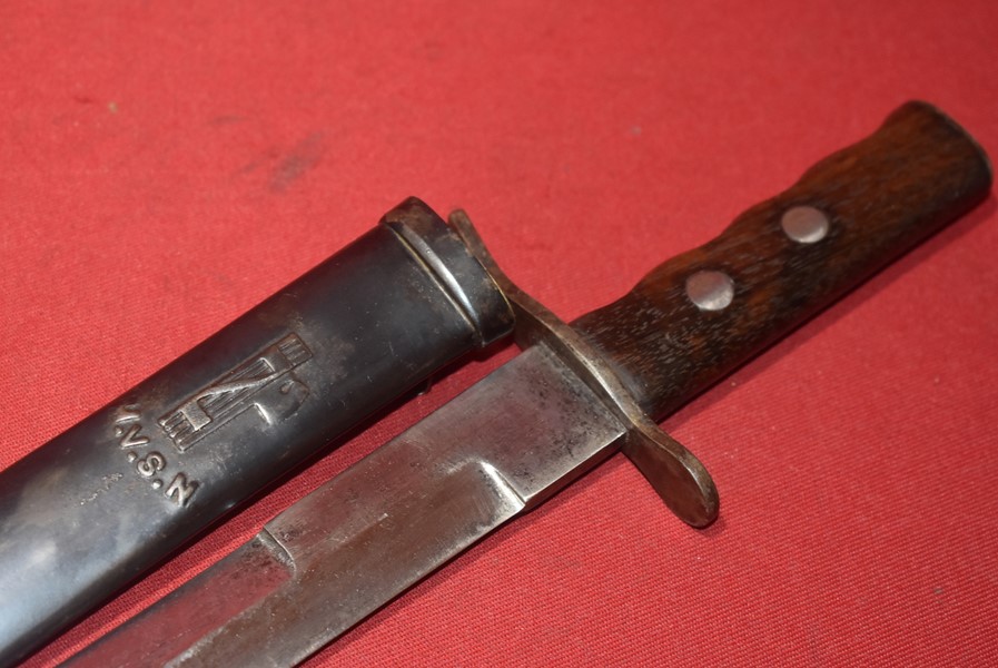 WW2 ITALIAN FACIST FIGHTING KNIFE/DAGGER MVSN-SOLD