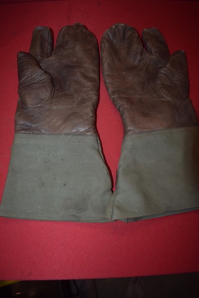 WW2 GERMAN SOLDIERS GLOVES DATED 1943-SOLD