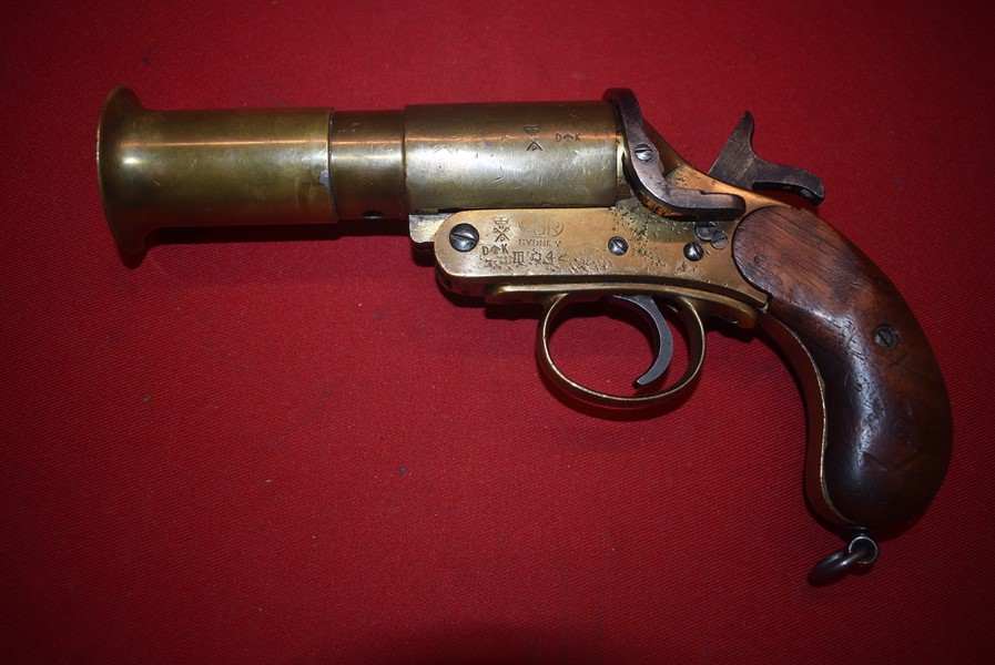 DE-ACTIVATED WW2 AUSTRALIAN FLARE GUN BY CSR SYDNEY-SOLD
