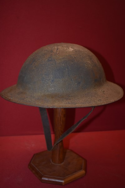 WW1 BRITISH SOLDIERS STEEL (BRODIE) HELMET-SOLD