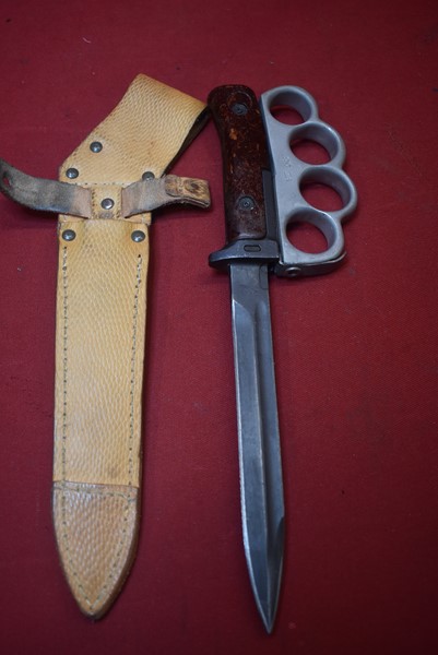 CZECH VZ58 BAYONET WITH REMOVABLE KNUCKLE GUARD-SOLD