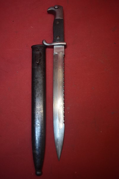 WW1/2 GERMAN KS98 SAWBACK BAYONET-SOLD