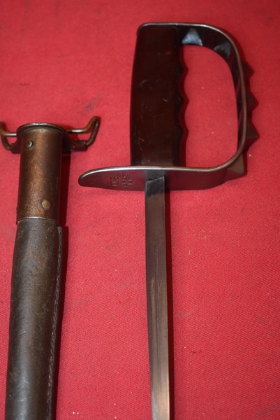 WW1 US KNUCKLE GUARD TRENCH KNIFE AND SCABBARD BY LF&C-SOLD