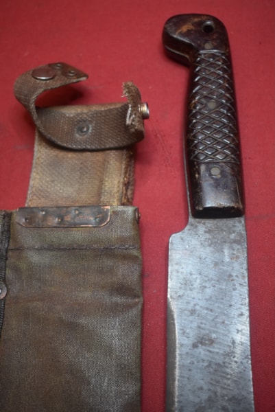 AUSTRALIAN WW2 BAKELITE GRIP MACHETE WITH CANVAS SCABBARD DATED 1944
