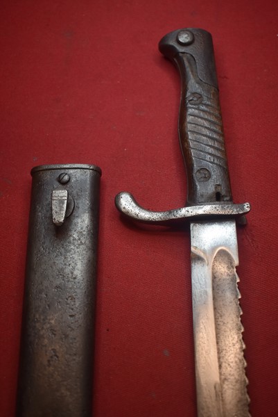 WW1 IMPERIAL GERMAN S98/05 SAWBACK BAYONET-SOLD