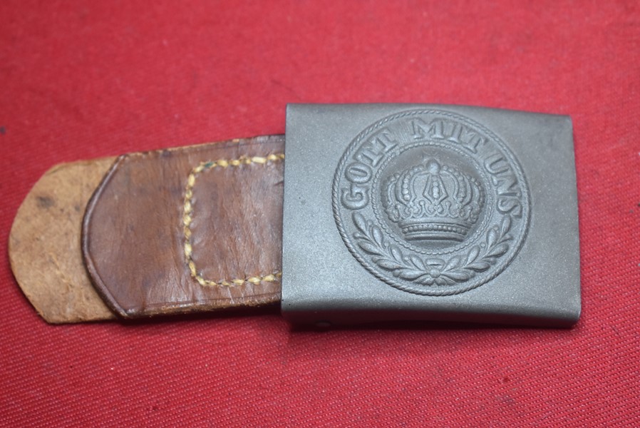 UNISSUED WW1 GERMAN ARMY BELT BUCKLE WITH LEATHER TAB-SOLD