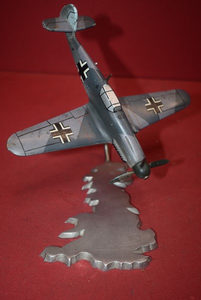 WW2 GERMAN LUFTWAFFE PILOTS DESK TOP TRENCH ART MESSERSCHMITT BF-109