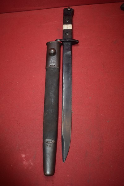 WW2 INDIA BAYONET NO1 MK111 DRILL PURPOSES TO FIT THE 303 RIFLE