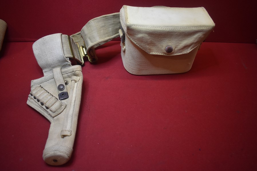 WW2 BRITISH/AUSTRALIAN TANK COMMANDERS WEB BELT, OPEN TOP PISTOL HOLSTER AND BINOCULARS CASE.