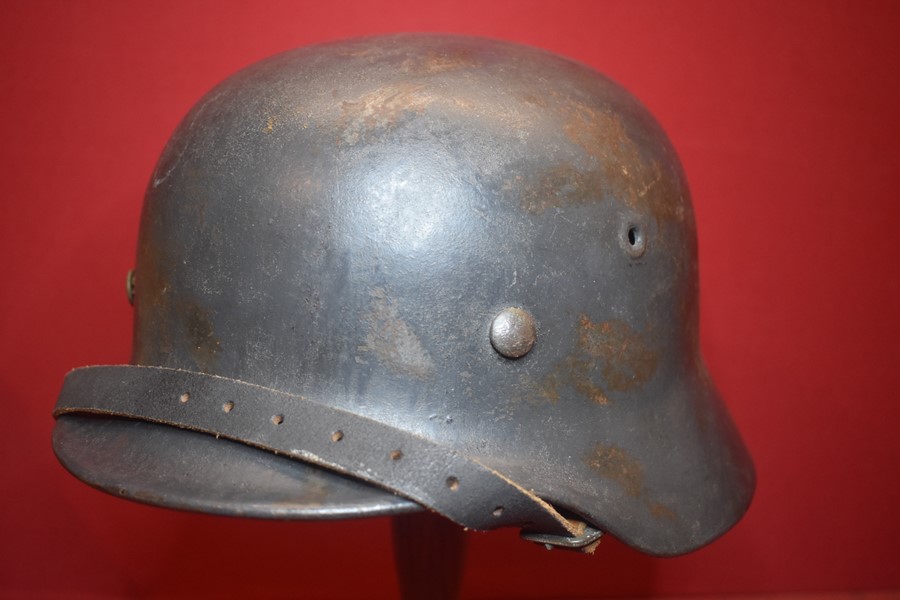 WW2 GERMAN LUFTWAFFE M40 NO DECAL COMBAT HELMET-SOLD