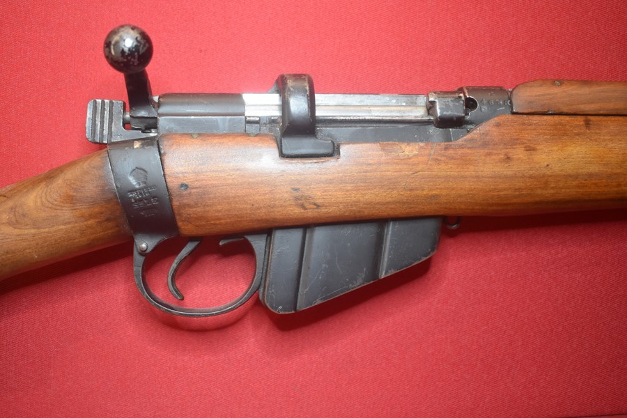 DE-ACTIVATED WW1 303 RIFLE BY ENFIELD-SOLD