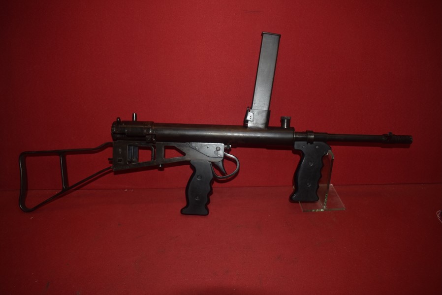 REPLICA AUSTRALIAN OWEN GUN MK1