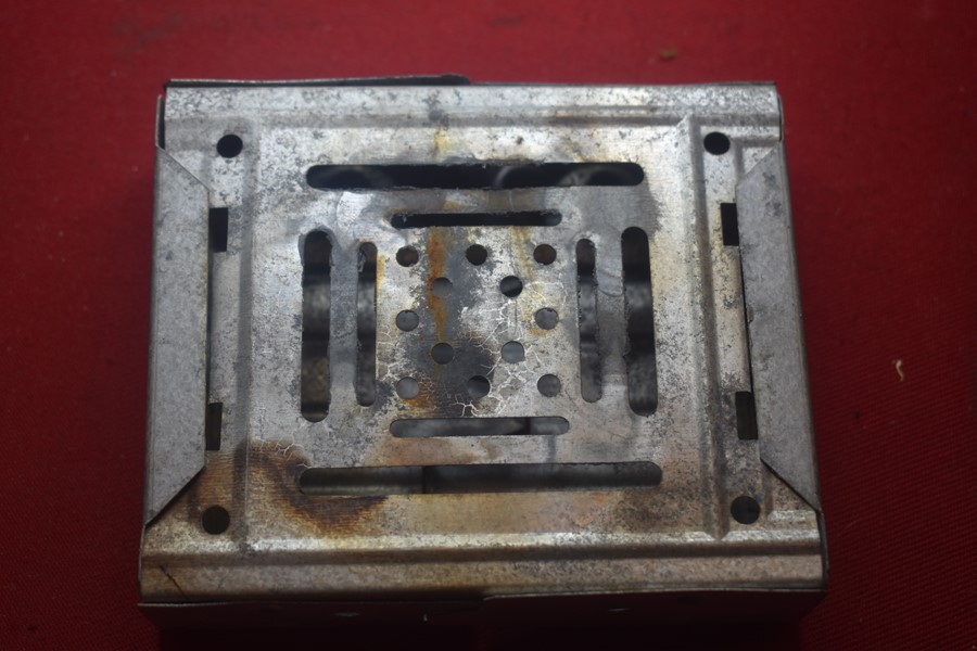 VIETNAM WAR PERIOD AUTRALIAN ARMY SOLDIERS COMPLETE MESS KIT.-SOLD