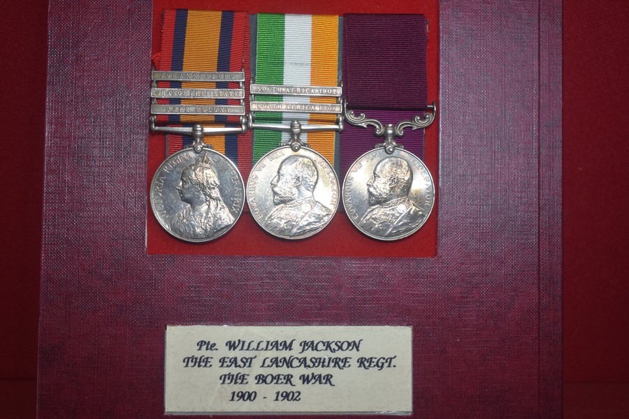 QUEENS SOUTH AFRICA, KINGS SOUTH AFRICA AND LONG SERVICE TRIO OF MEDALS TO THE EAST LANCASHIRE REGIMENT
