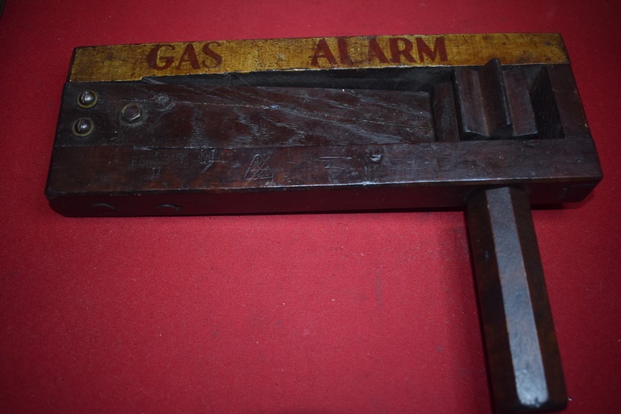 WW2 MILITARY GAS RATTLE ALARM