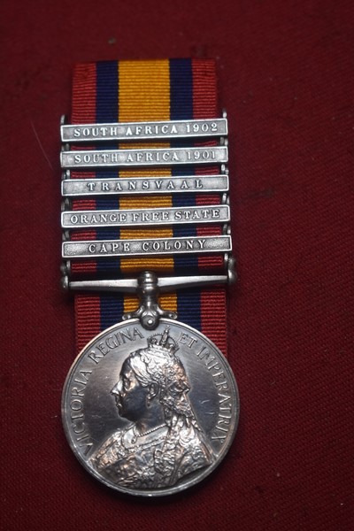 BOER WAR MEDAL WITH FIVE CLASPS NEW SOUTH WALES MOUNTED RIFLES