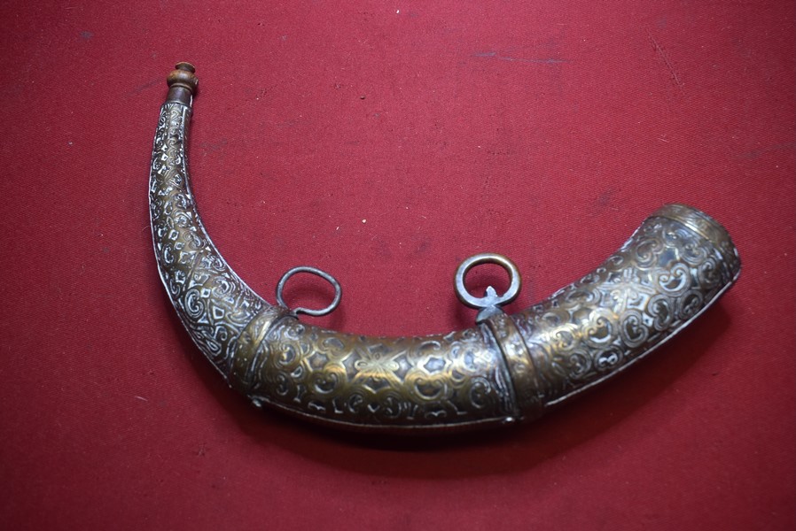 18th CENTURY ARAB/INDO PERSIAN POWDER HORN