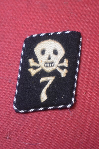 EARLY THIRD REICH SS COLLAR TAB.-ON HOLD MG