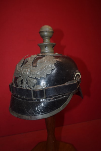 WW1 GERMAN ARTILLERY PICKELHAUBE