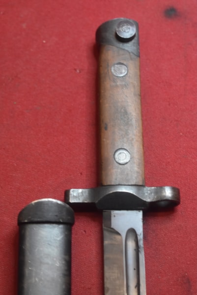 WWII ITALIAN MODEL 1938 CARCANO FIXED BLADE BAYO-MARKED “CASTELLI” -SOLD