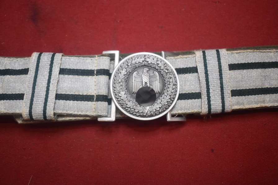 WW2 GERMAN ARMY OFFICERS BROCADE BELT AND BUCKLE