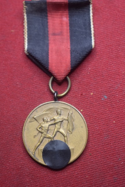 WW2 GERMAN SUDETENLAND MEDAL