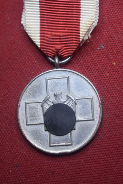 WW2 GERMAN SOCIAL WELFARE MEDAL