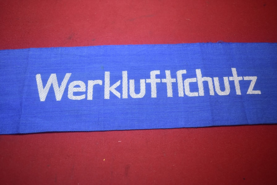 WW2 GERMAN FACRORY AIR PROTECTION BEVO WERKLUFTSCHUTZ ARMBAND