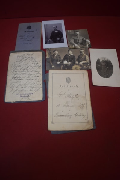 WW1 GERMAN SOLDIERS PAPERWORK