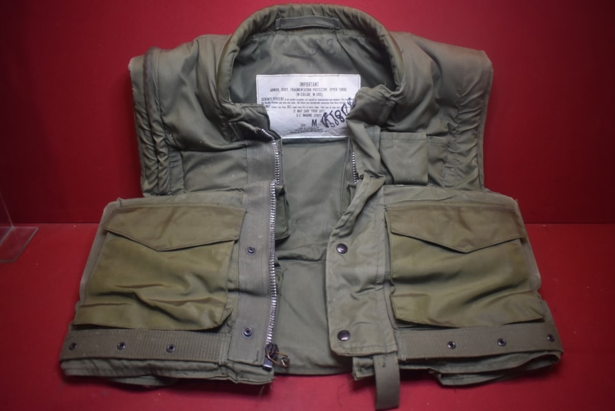USMC M55 FRAGMENTATION VEST DATED 1980