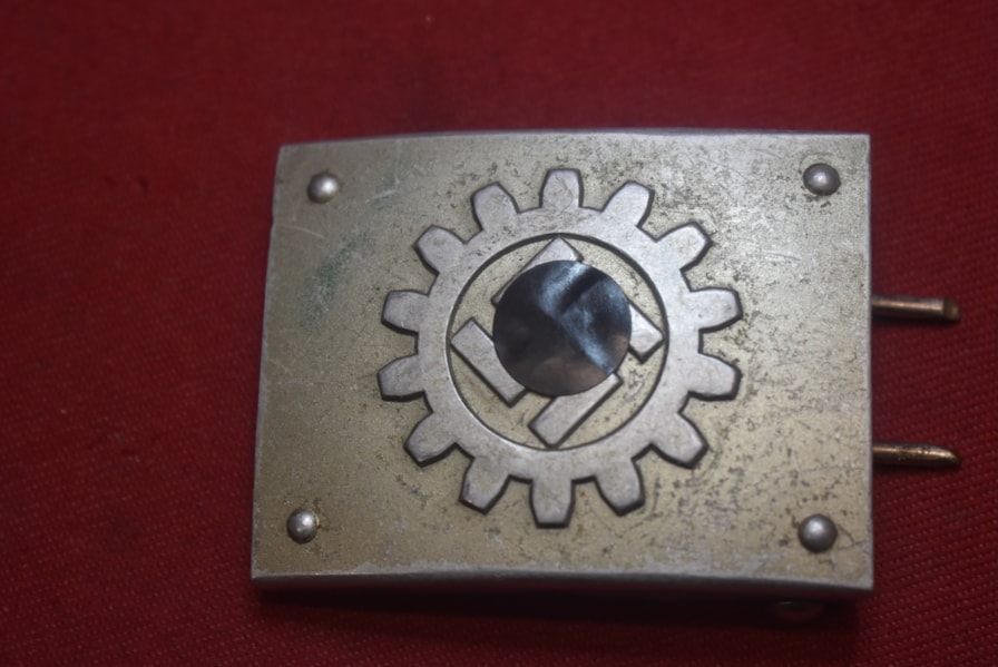 WW2 GERMAN DAF BELT BUCKLE-SOLD MG