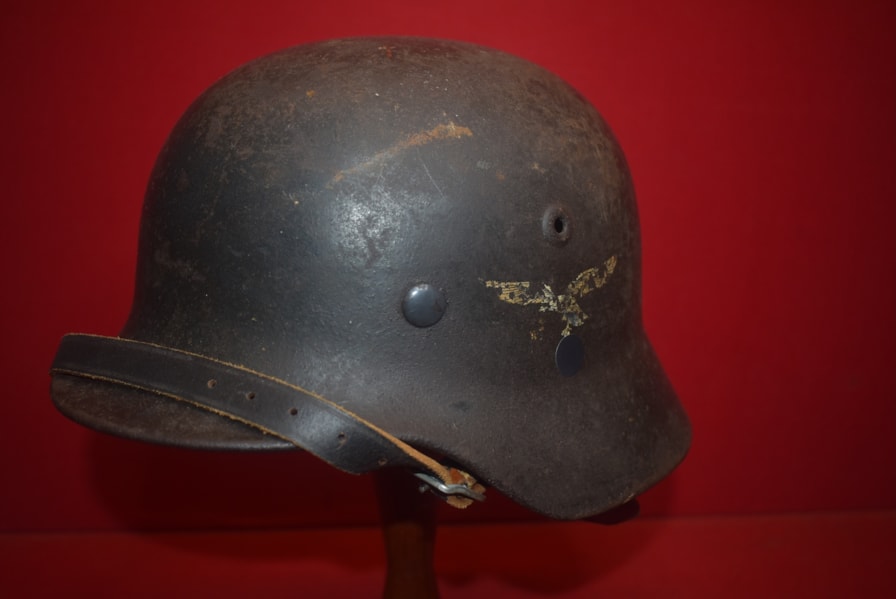 WW2 GERMAN M40 LUFTWAFFE SINGLE DECAL HELMET