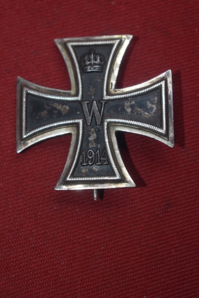 WW1 GERMAN IRON CROSS FIRST CLASS BY KO, WORN IN THE FIELD