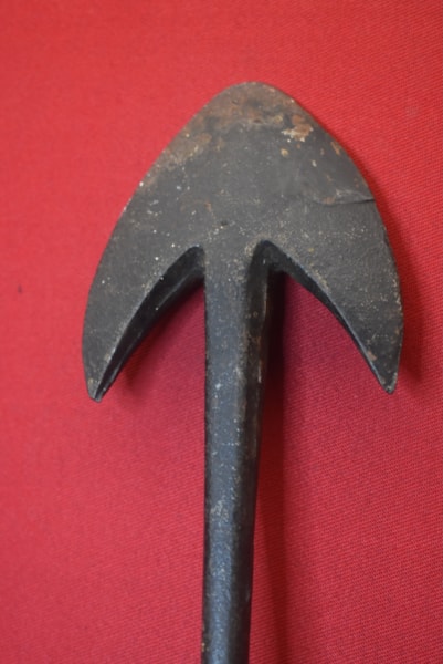 ANTIQUE ARROW HEAD WHALING HARPOON