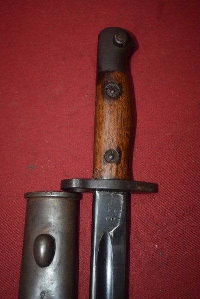 AUSTRALIAN WW1 PATTERN 08 BAYONET FOR THE 303 RIFLE BY LITHGOW DATED 1918 