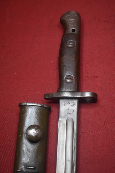 WW2 ISSUED BAYONET FOR THE 303 RIFLE BY ENFIELD