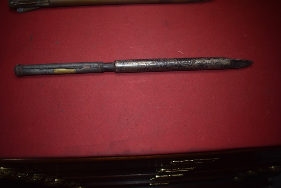 ANTIQUE WHALING GUN FIRED LANCE STYLE HARPOON HEAD